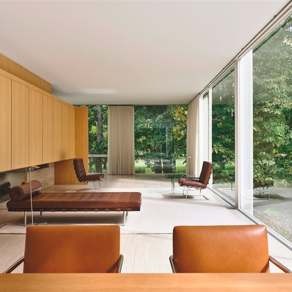 Si amas la arquitectura, deberías visitar la Casa Farnsworth al menos una vez en tu vida