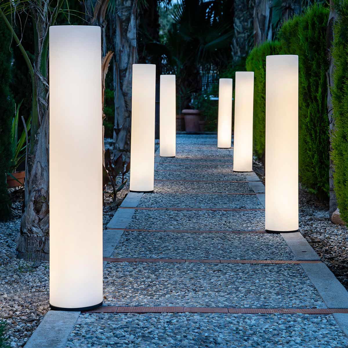 LÁMPARA DE PIE CILÍNDRICA FITY 100 tubular entrada