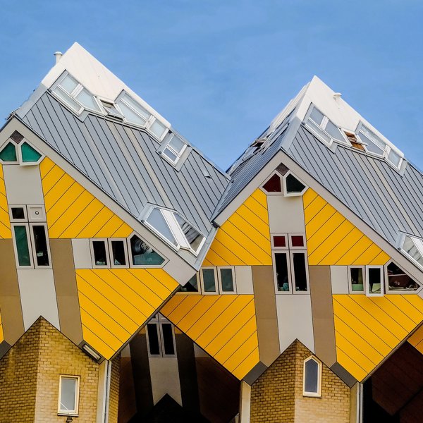 10 impresionantes edificios famosos que demuestran la fuerza del COLOR en la arquitectura