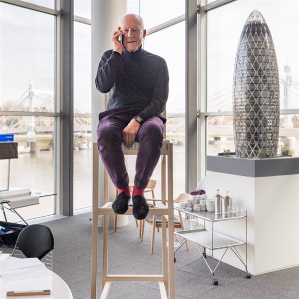 Norman Foster, una vida apasionante