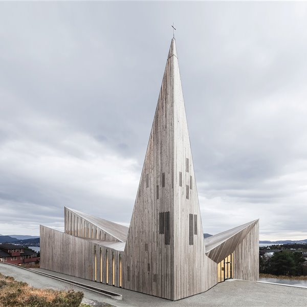 La madera como el material del futuro en arquitectura (y proyectos que lo demuestran)