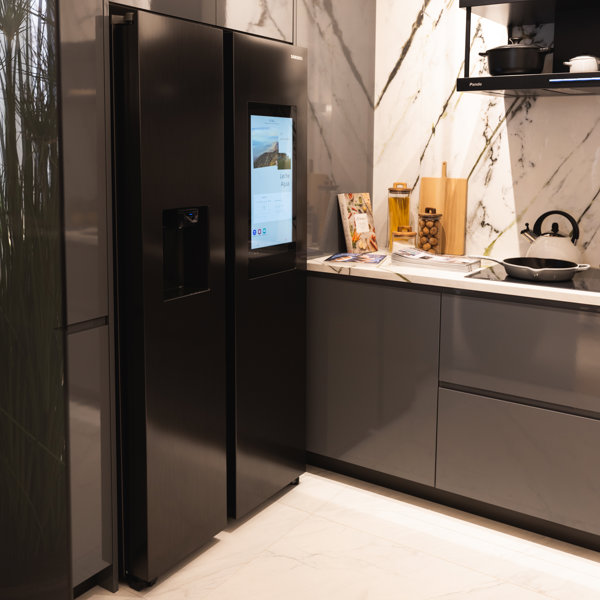 Samsung y Porcelanosa se unen en una colaboración innovadora que marca el inicio de un futuro más conectado en los hogares
