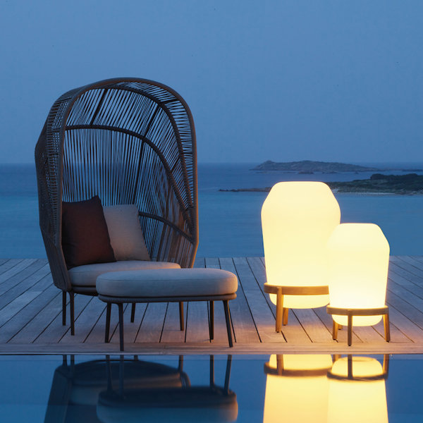 9 consejos brillantes para iluminar terrazas y balcones con estilo (que te harán desear quedarte fuera hasta tarde)